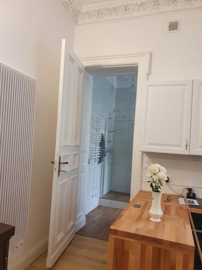 Prestige Aparthotel Piotrkowska 82 - Wyjatkowy Widok Na Deptak Łódź Dış mekan fotoğraf